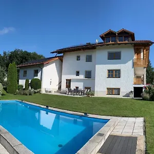 https://ferienwohnungen-martina.com-bavaria.com